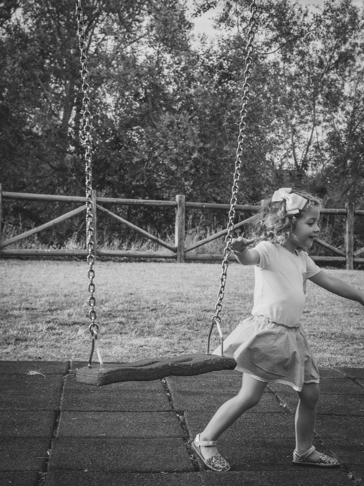 niña en el parque